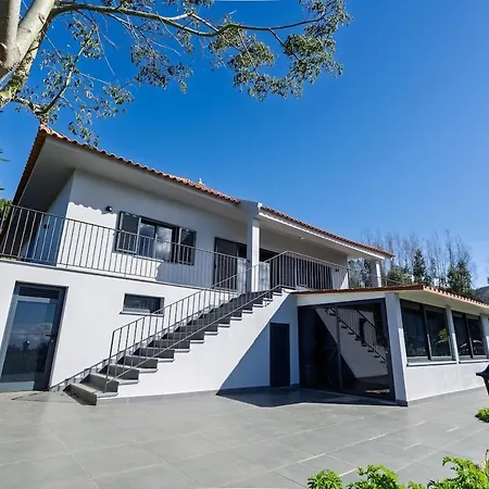 Vakantiehuis Passaras - Countryside Retreat In West Of Island